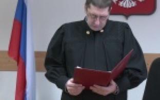 Фигуранты нашумевшей истории, подкинувшие гроб со свиной головой к подъезду многоэтажки, вновь не смогли доказать свою невиновность