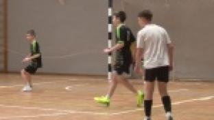 Этап Всероссийских соревнований по футзалу среди общеобразовательных организаций стартовал в Билимбае