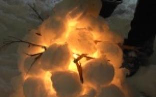 Набережная озарилась светом необычных фонарей