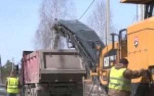 Более 17 миллиардов рублей были направлены на строительство и ремонт дорог в Свердловской области в этом году