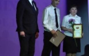 Десятки первоуральских полицейских приехали в театр «Вариант»