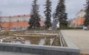 «Поющий» фонтан в центре Первоуральска начали готовить к зиме