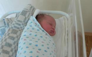 За прошедшую неделю в Свердловской области родились 653 малыша