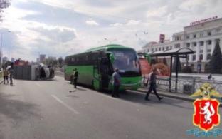 Обстоятельства ДТП с участием пассажирского автобуса «Екатеринбург – Первоуральск» устанавливают сотрудники Госавтоинспекции