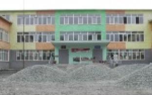 В Первоуральске продолжают обновлять школьные стадионы, создавая условия для спортивного развития юных горожан