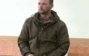 Он поднял по тревоге все городские службы, сообщив о готовящемся взрыве в трёхэтажке в микрорайоне Магнитка