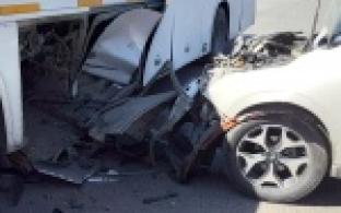 Автоинспекторы выясняют обстоятельства ДТП с участием автобуса