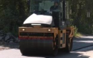 Более 2 тысяч метров нового дорожного полотна и тротуаров появится на улице Калинина в рамках капитального ремонта