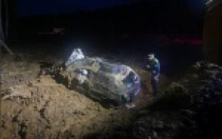 Под Первоуральском внедорожник съехал в кювет и перевернулся