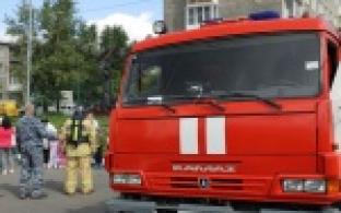 Как вести себя при пожаре, и для чего каждому огнеборцу топор?