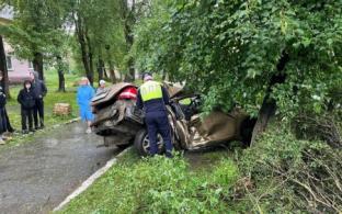 151 ДТП произошло в Свердловской области за выходные