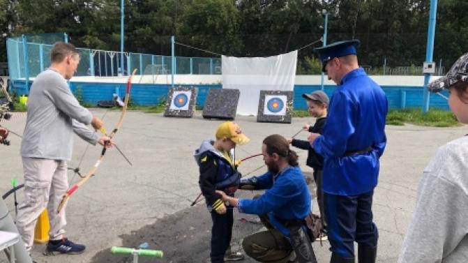 Первоуральцев приглашают на мастер-классы по стрельбе из лука, владению кнутом и шашкой, историческому фехтованию