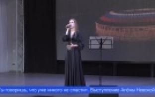 В честь Всемирного дня поэзии в Первоуральске устроили поэтический марафон «Послушайте»