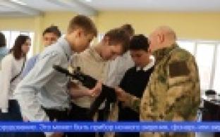 Ветераны боевых действий провели «Урок мужества» для первоуральских школьников