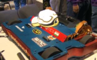 В необычных поединках сошлись машины опытных инженеров и юных изобретателей