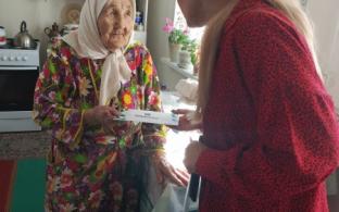 С заботой о героях