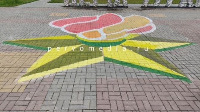 Акция к Дню памяти и скорби проходит сегодня на набережной Нижне-Шайтанского пруда