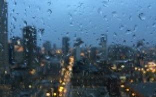 ГАИ просит водителей соблюдать меры предосторожности из-за неблагоприятных погодных условий