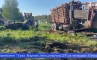 Сотрудники Госавтоинспекции выясняют обстоятельства жуткой аварии