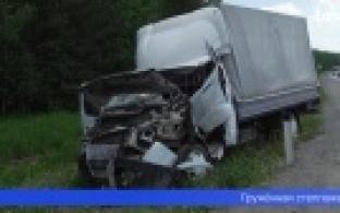 На въезде в Первоуральск столкнулись два автомобиля