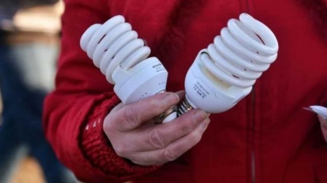 Жители первоуральских посёлков смогут бесплатно сдать старые лампы