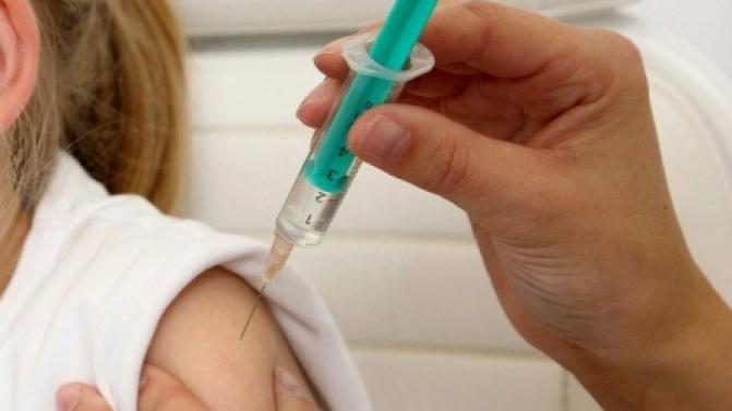 Девочек с 12 лет приглашают в Детскую городскую больницу на бесплатную вакцинацию от папилломавируса