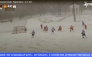 Первоуральские хоккеисты одержали победу в домашнем матче