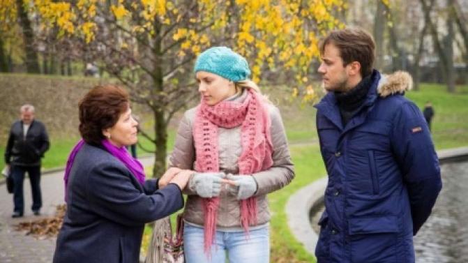 Художественный фильм "Кружева" – смотрите на ПТВ