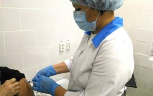 В Первоуральской городской больнице начали прививать от гриппа