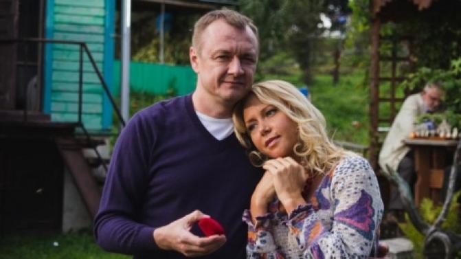 Мелодрама "Не покидай меня, Любовь" — на телеканале ПТВ