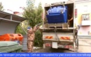 В Первоуральске дезинфицируют мусорные контейнеры