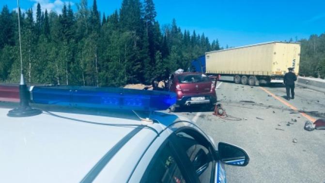 На трассе Пермь-Екатеринбург произошло смертельное ДТП