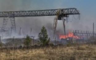 Крупный пожар произошёл в посёлке Прогресс