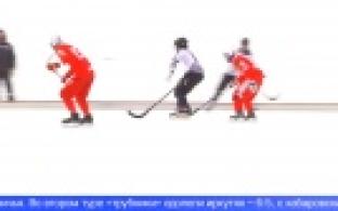 Хоккей с мячом принёс юношам «Уральского трубника» «серебро»