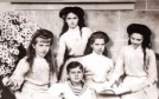 Смотрите на телеканале ПТВ документальный фильм "Убийство Романовых. Факты и мифы"