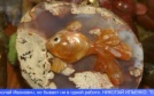 Житель Свердловской области вот уже 50 лет увлекается камнерезным искусством