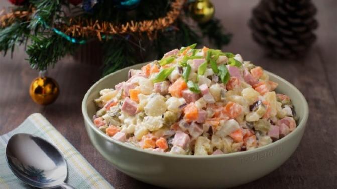 Стоимость салата оливье в Свердловской области за год выросла на 7,5%