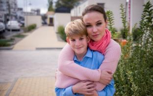 Премьера художественного сериала "Чужой ребёнок" на телеканале ПТВ