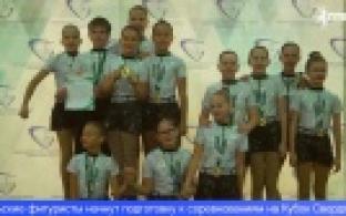 Первенство Свердловской области по синхронному катанию на коньках проходит в Первоуральске