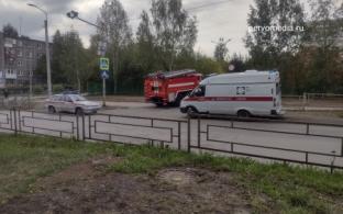 Утром у школы 7 вновь собрались экстренные службы