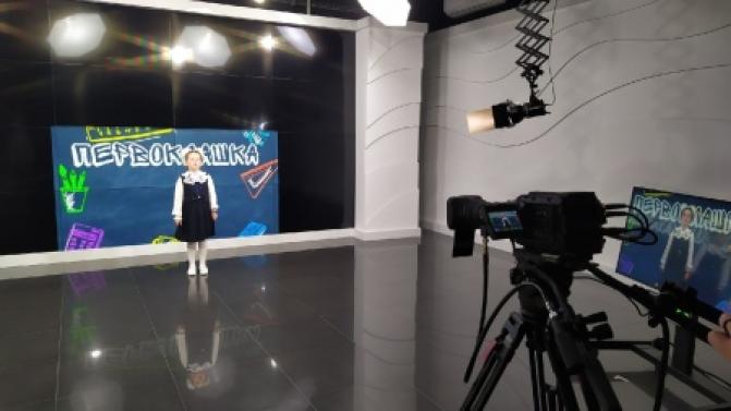 Посмотрите, какие очаровашки приняли участие в нашем проекте "Первоклашка"