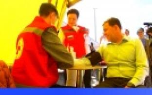 Губернатор Свердловской области сегодня посетил Первоуральск