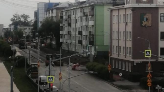 Открылось движение автотранспорта по проспекту Ильича