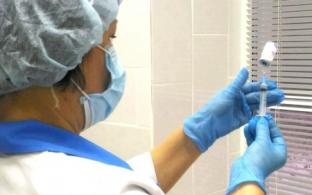 В графике вакцинации от COVID-19 в выходные дни — изменения