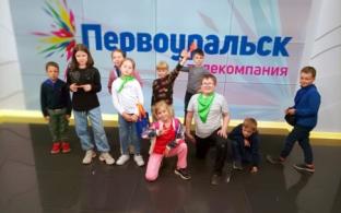 У нас в гостях побывали воспитанники детского языкового лагеря