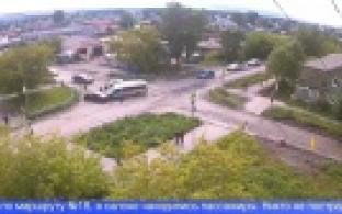 Авария с участием пассажирского микроавтобуса произошла в Первоуральске