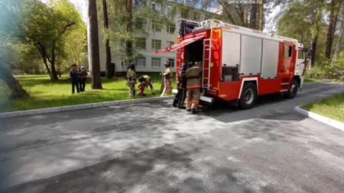 Сегодня сотрудники МЧС проверяют санаторий "Лесная сказка"