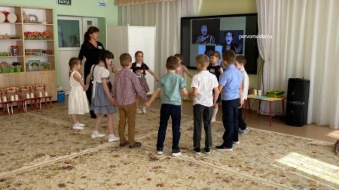 В Ревде проходит финал регионального этапа конкурса «Воспитатель года России»