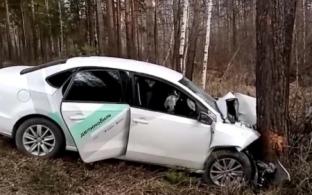 Трое подростков пострадали в ДТП возле озера Глухое