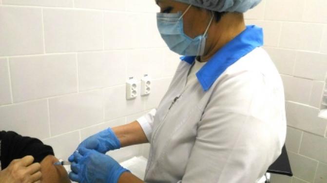 Вакцинация от COVID-19 в выходные и праздничные дни